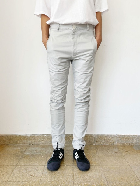 מכנסי פלייה בצבע אפור בהיר