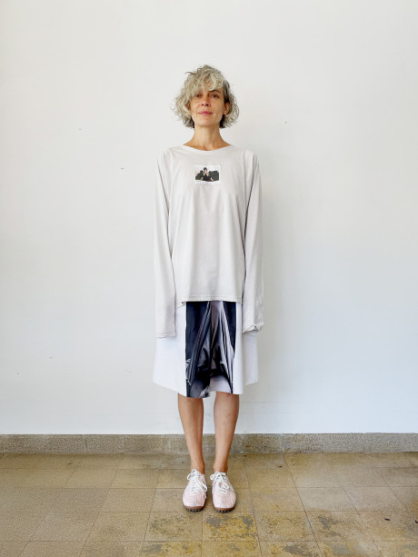 Scapula Slits T Shirt Stone Color