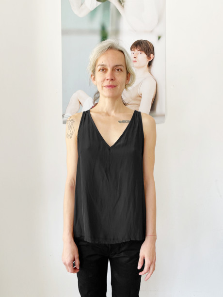 גופיית קומבניזון שחורה