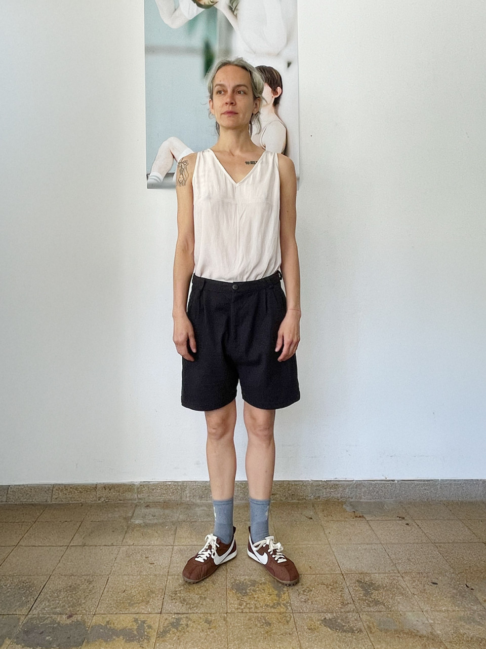 שורטס פנסים בצבע שחור