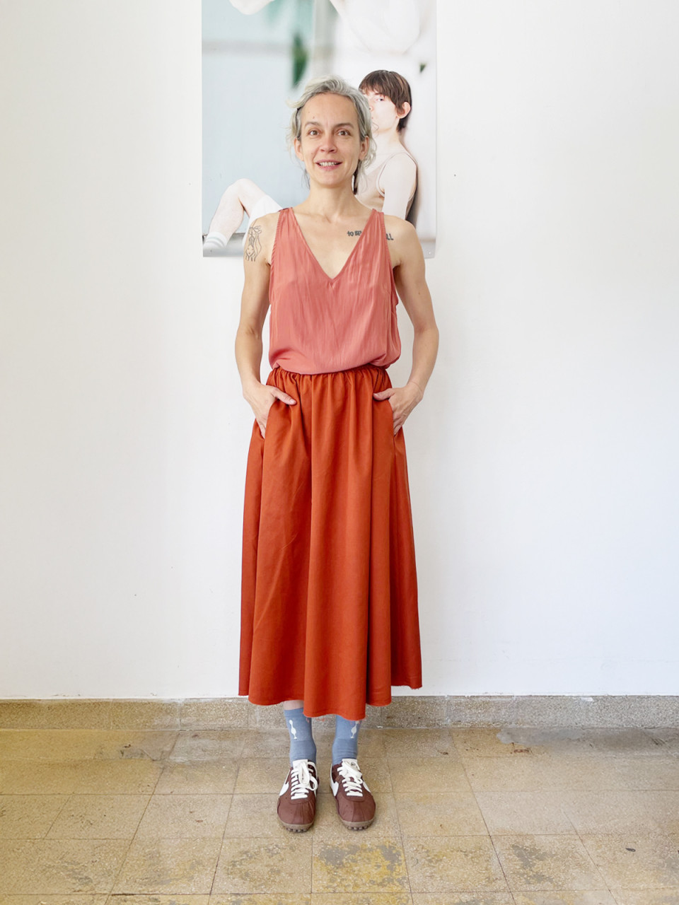 חצאית A בצבע כתום חאמרה