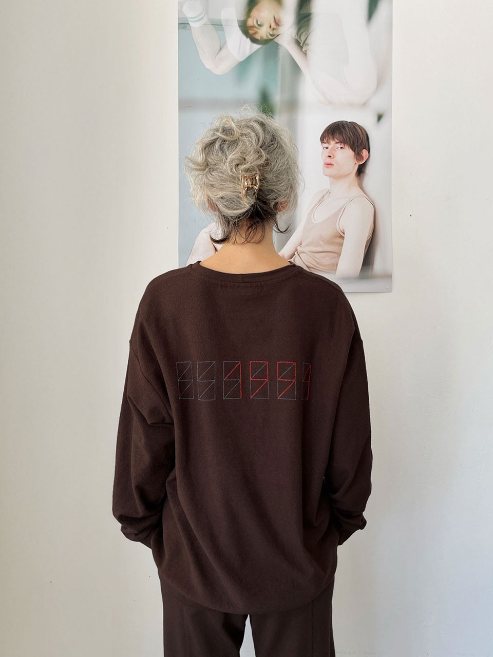 סווטשירט יחודי חום 1991